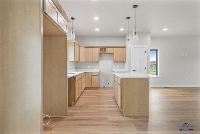 3042 ROMBAUER DR, Rapid City, SD 57703