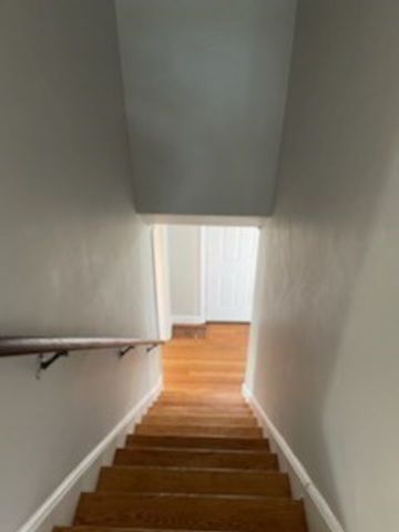 21 Woburn St, Waltham, MA 02453