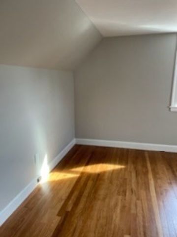 21 Woburn St, Waltham, MA 02453
