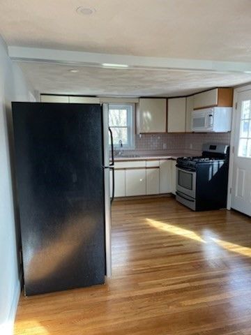 21 Woburn St, Waltham, MA 02453