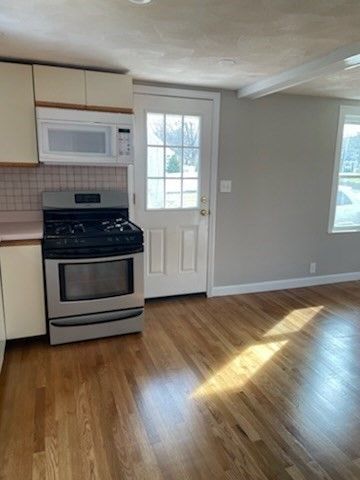 21 Woburn St, Waltham, MA 02453