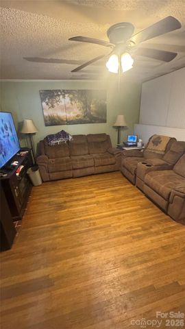 352 Kirby Drive, Charlotte, NC 28214