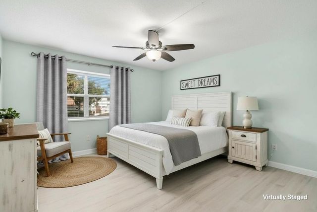 384 Golfview Road D, North Palm Beach, FL 33408