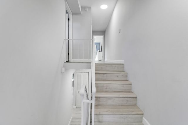384 Golfview Road D, North Palm Beach, FL 33408