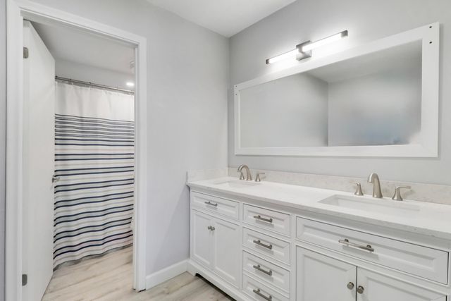 384 Golfview Road D, North Palm Beach, FL 33408