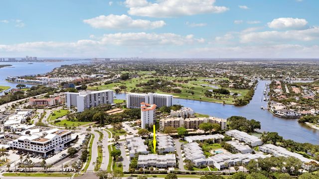 384 Golfview Road D, North Palm Beach, FL 33408