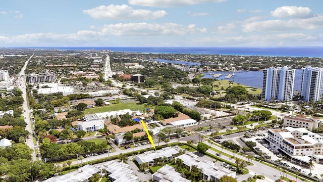 384 Golfview Road D, North Palm Beach, FL 33408