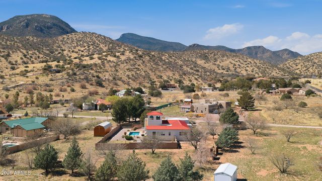 6033 S APACHE ROSE Trail, Hereford, AZ 85615