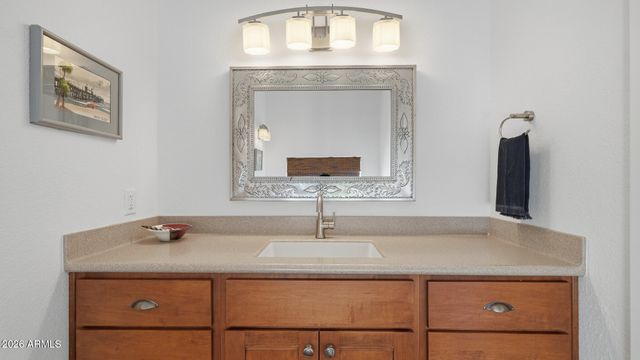 6033 S APACHE ROSE Trail, Hereford, AZ 85615