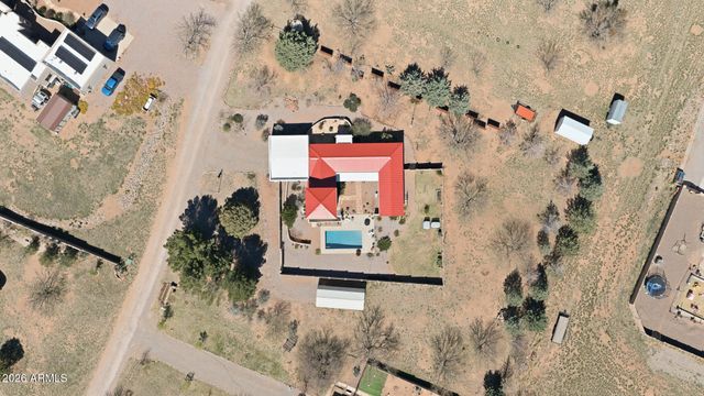 6033 S APACHE ROSE Trail, Hereford, AZ 85615