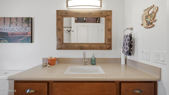 6033 S APACHE ROSE Trail, Hereford, AZ 85615