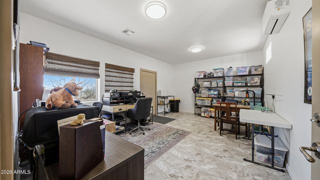 6033 S APACHE ROSE Trail, Hereford, AZ 85615