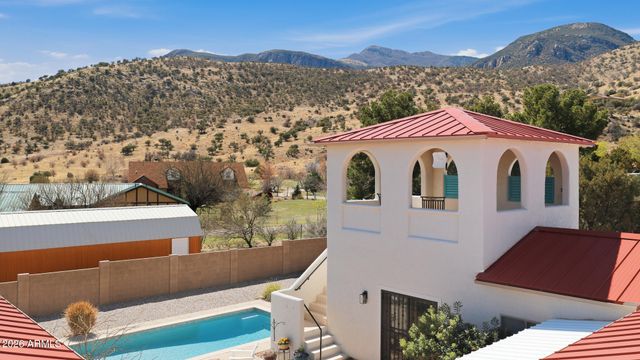 6033 S APACHE ROSE Trail, Hereford, AZ 85615