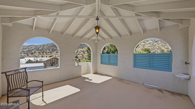 6033 S APACHE ROSE Trail, Hereford, AZ 85615