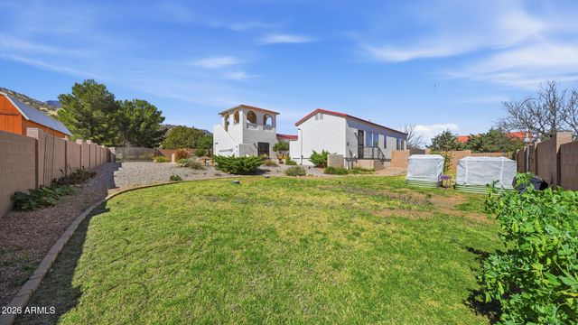 6033 S APACHE ROSE Trail, Hereford, AZ 85615