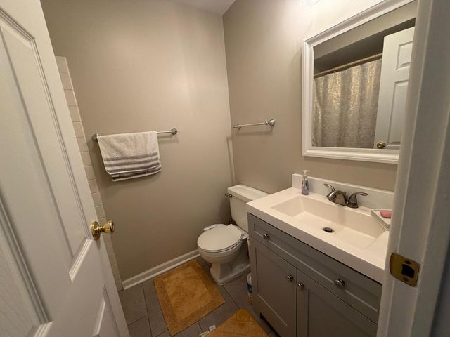 2 Villa Verde Drive 201, Buffalo Grove, IL 60089