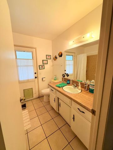 732 W Grand Avenue, Porterville, CA 93257