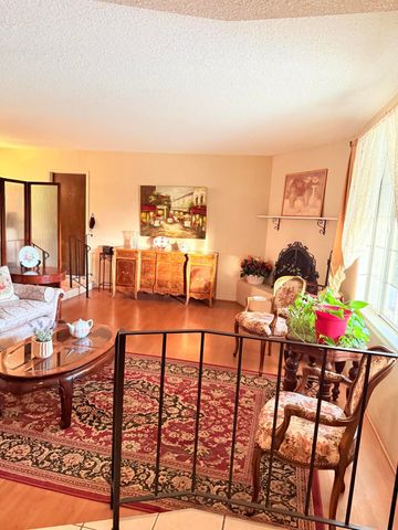 732 W Grand Avenue, Porterville, CA 93257