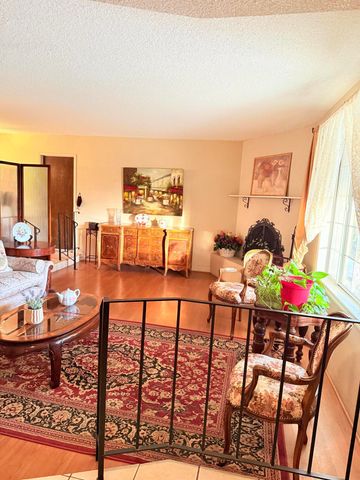 732 W Grand Avenue, Porterville, CA 93257