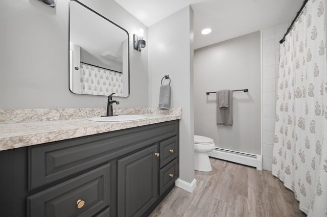 49 Vernon St, Haverhill, MA 01835