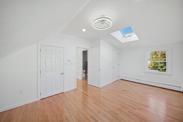 49 Vernon St, Haverhill, MA 01835