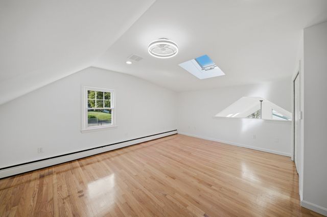 49 Vernon St, Haverhill, MA 01835