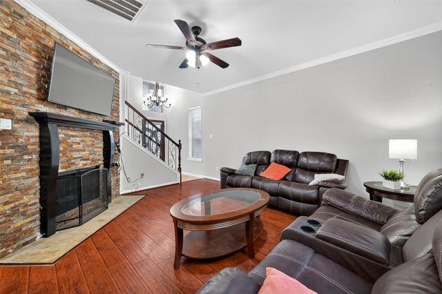 16602 Pademelon Drive, Sugar Land, TX 77498