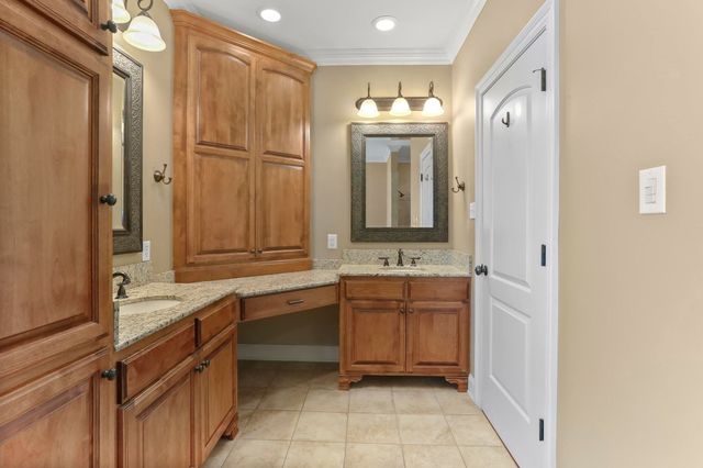 160 Samantha Dr, Thibodaux, LA 70301