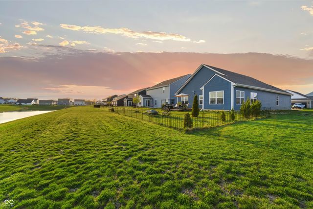 6769 Honeysuckle Way, Pendleton, IN 46064