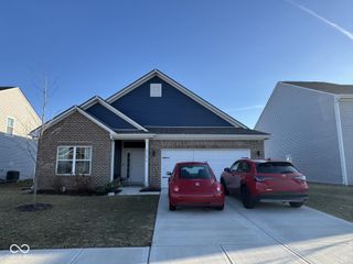 6769 Honeysuckle Way, Pendleton, IN 46064