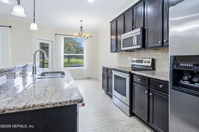 435 WALNUT Drive, St. Johns, FL 32259
