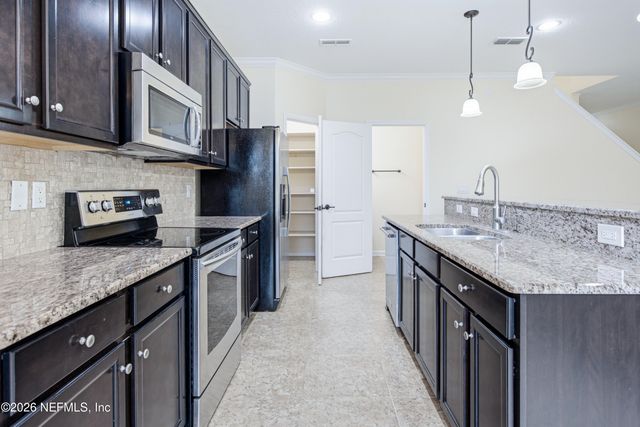 435 WALNUT Drive, St. Johns, FL 32259