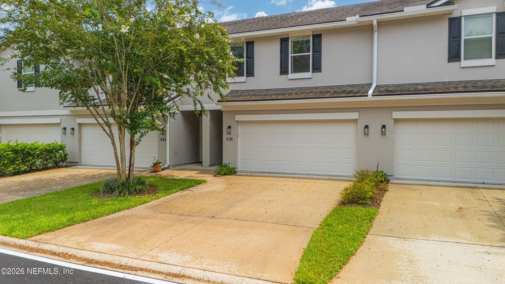 435 WALNUT Drive, St. Johns, FL 32259