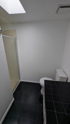 425 Bradshaw Lane 63, Palm Springs, CA 92262