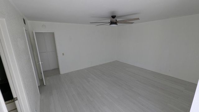 425 Bradshaw Lane 63, Palm Springs, CA 92262