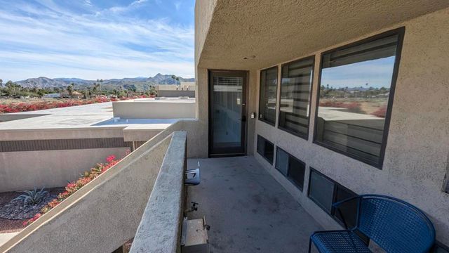 425 Bradshaw Lane 63, Palm Springs, CA 92262