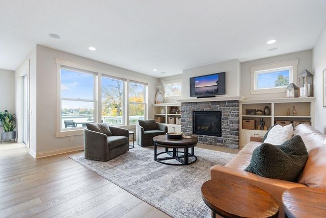 5344 Candy Cove Trail SE, Prior Lake, MN 55372