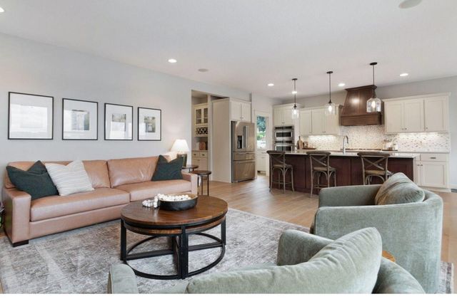 5344 Candy Cove Trail SE, Prior Lake, MN 55372