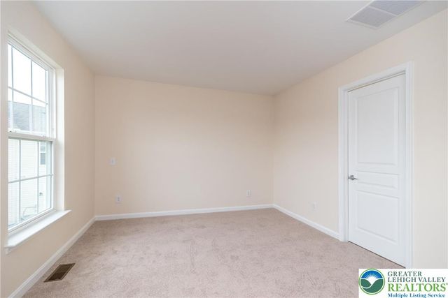 8428 Saylor Court, Upper Macungie Twp, PA 18031