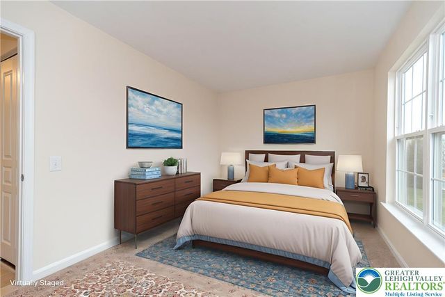 8428 Saylor Court, Upper Macungie Twp, PA 18031