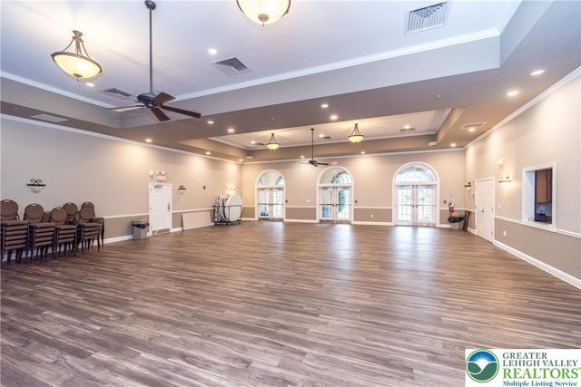 8428 Saylor Court, Upper Macungie Twp, PA 18031