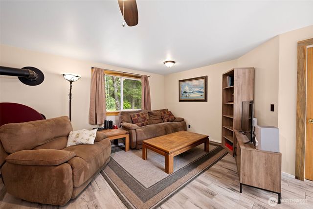 15308 Pacific Way, Long Beach, WA 98631