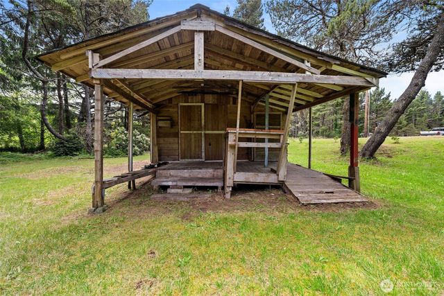 15308 Pacific Way, Long Beach, WA 98631