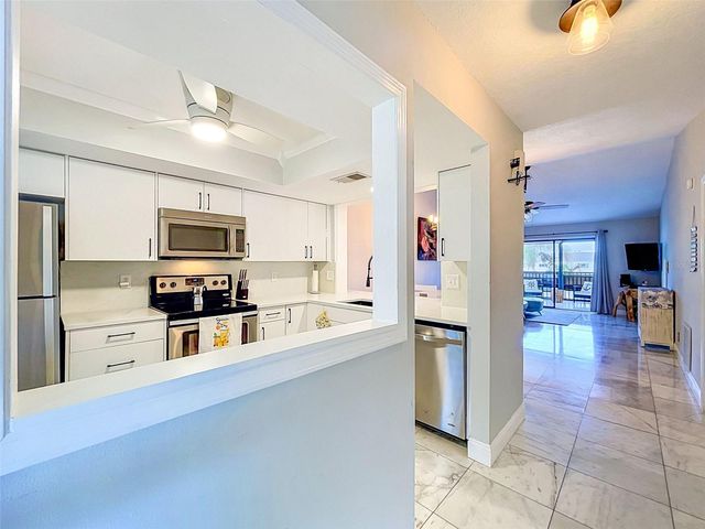 460 S PAULA DR 107, Dunedin, FL 34698