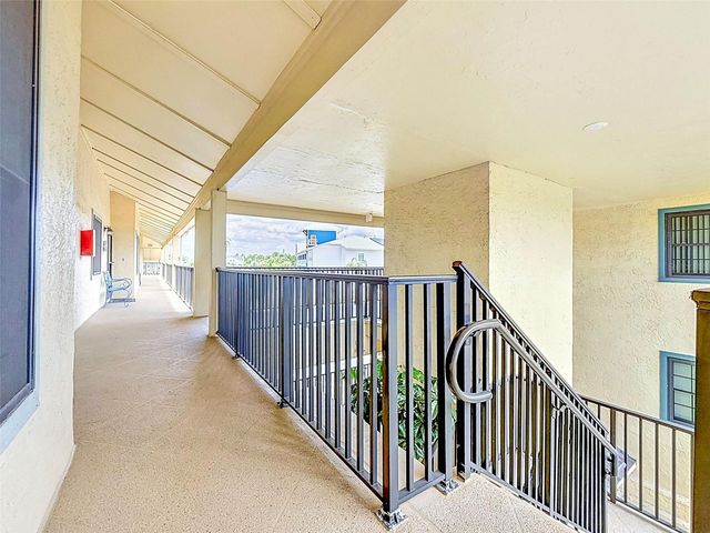 460 S PAULA DR 107, Dunedin, FL 34698