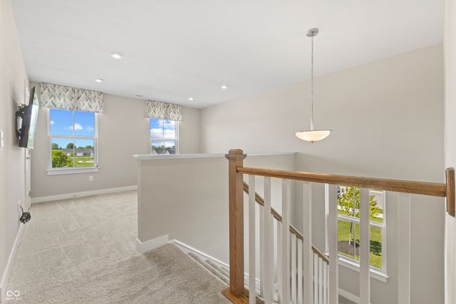 213 McNair Road, Whiteland, IN 46184