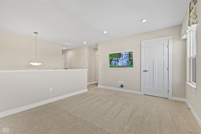 213 McNair Road, Whiteland, IN 46184