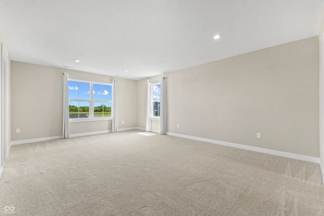 213 McNair Road, Whiteland, IN 46184