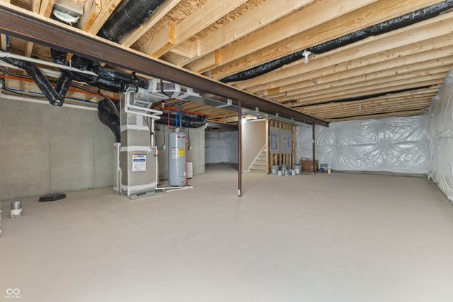 213 McNair Road, Whiteland, IN 46184