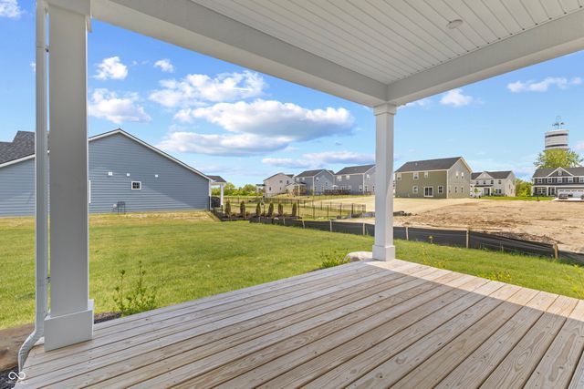 213 McNair Road, Whiteland, IN 46184
